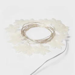 30ct LED Dewdrop With Glittered Snowflakes Christmas Indoor Novelty String Lights Warm White With Silver Wire - Wondershop™ -Wonder Shop USA GUEST 8b1641c5 dd84 4380 b539 86c28e4152ea