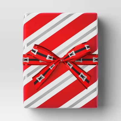 30” 90 Sq Ft Christmas Roll Wrap Red/White/Silver Diagonal Stripes - Wondershop™ 3 30” 90 Sq Ft Christmas Roll Wrap Red/White/Silver Diagonal Stripes - Wondershop™